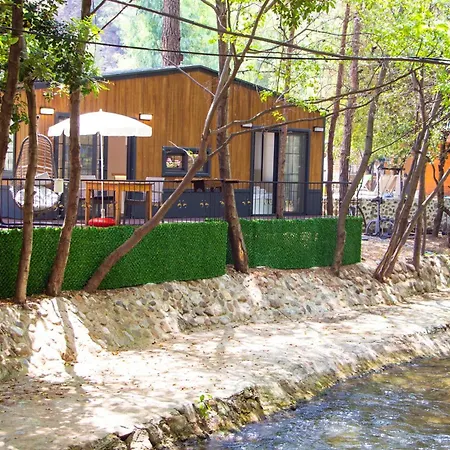 Suna Village & 호텔 3*